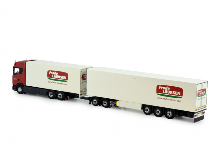 Scania Kühlkofferzug 3achs/5achs mit Langanhänger der Spedition "Frode Laursen" Scania Kühlkofferzug 3achs/5achs mit Langanhänger der Spedition "Frode Laursen"