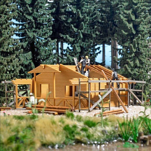 Miniatur Blockhütte im Bau Miniatur Blockhütte im Bau