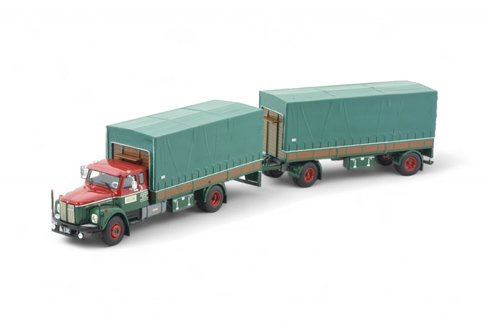 Scania Planenhängerzug der Spedition "DSW"
