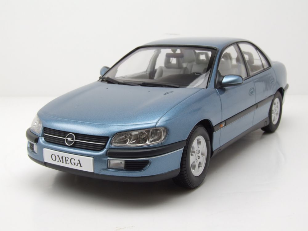 Opel Omega B ,hellblaumetallic 