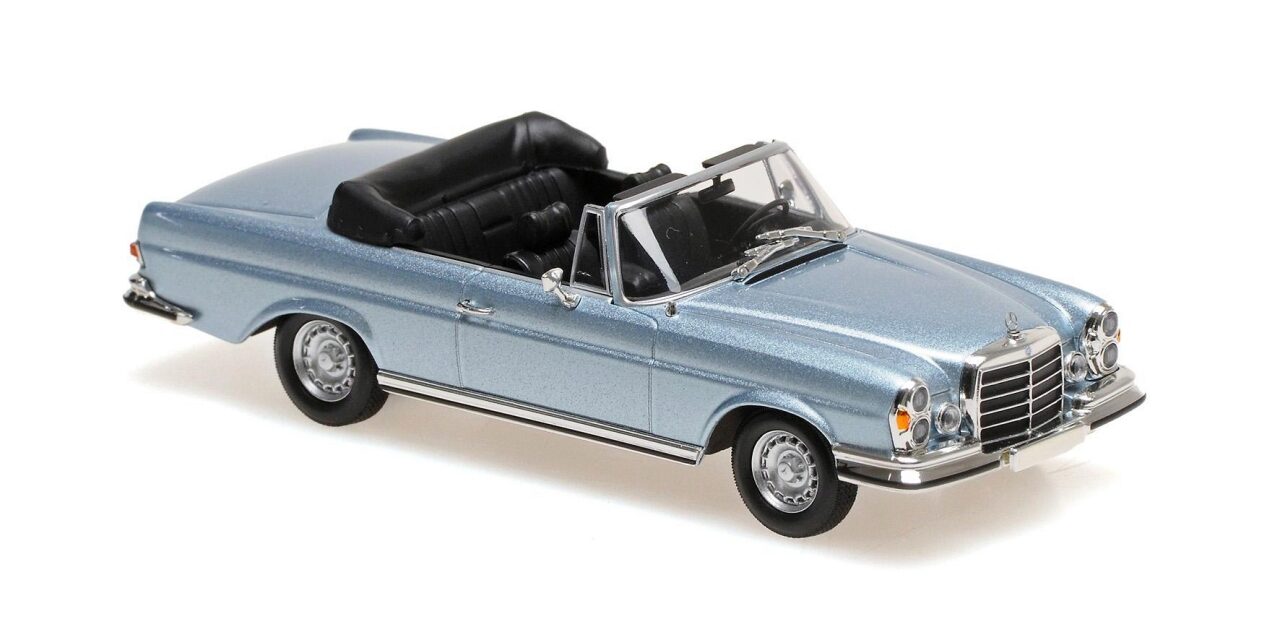 Mercedes-Benz 280 SE 3.5 Cabriolet Hellblau Metallic 1:43 MaxiChamps Sammlermodell Mercedes-Benz 280 SE 3.5 Cabriolet Hellblau Metallic 1:43 MaxiChamps Sammlermodell