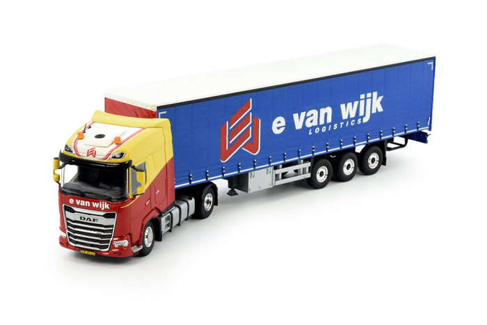 DAF Kühlkofferhängerzug "E. van WijK" 