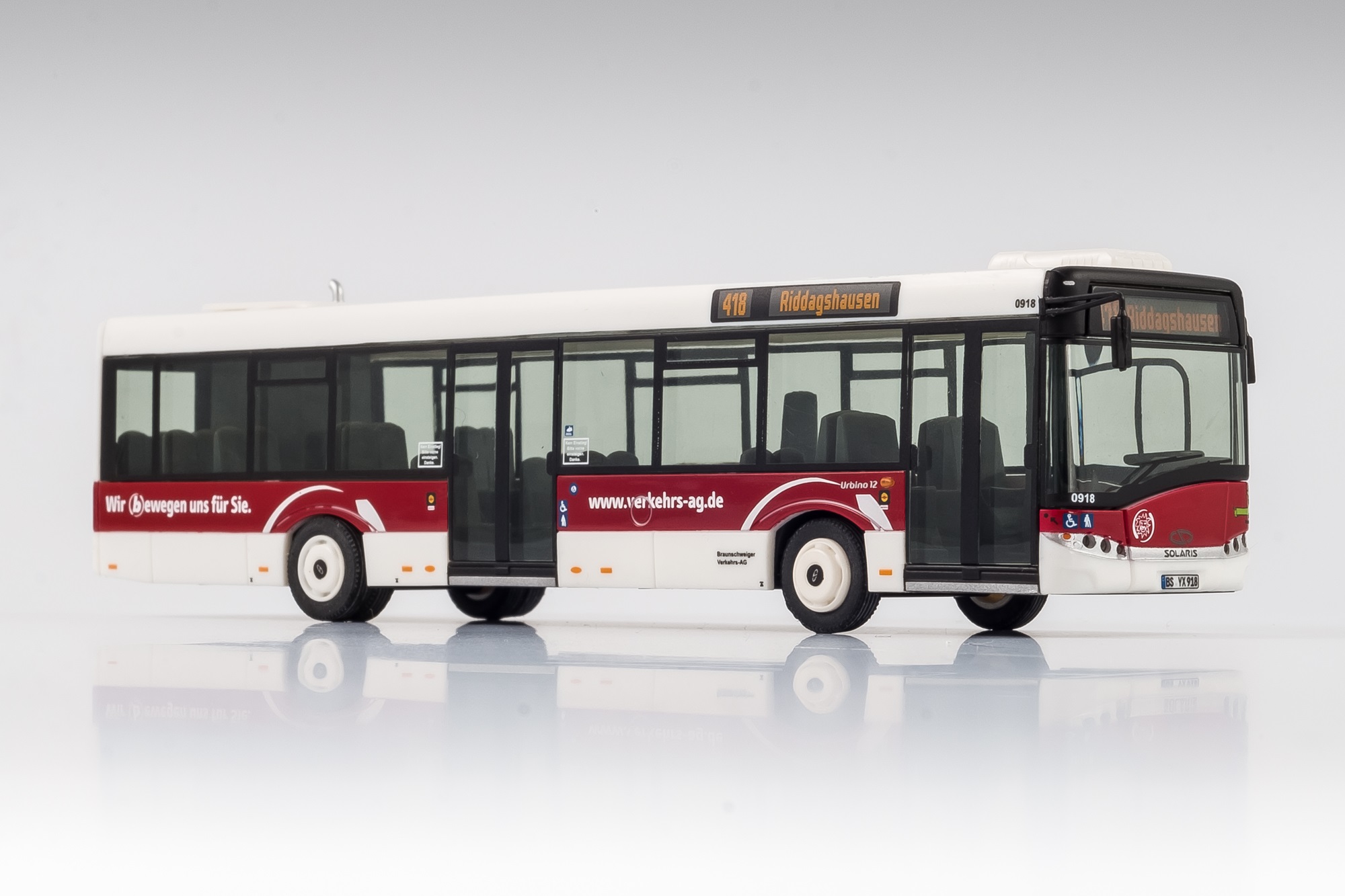 Solaris U12, 2türig, BSVAG 0918, Linie 418 Riddagshausen Solaris U12, 2türig, BSVAG 0918, Linie 418 Riddagshausen
