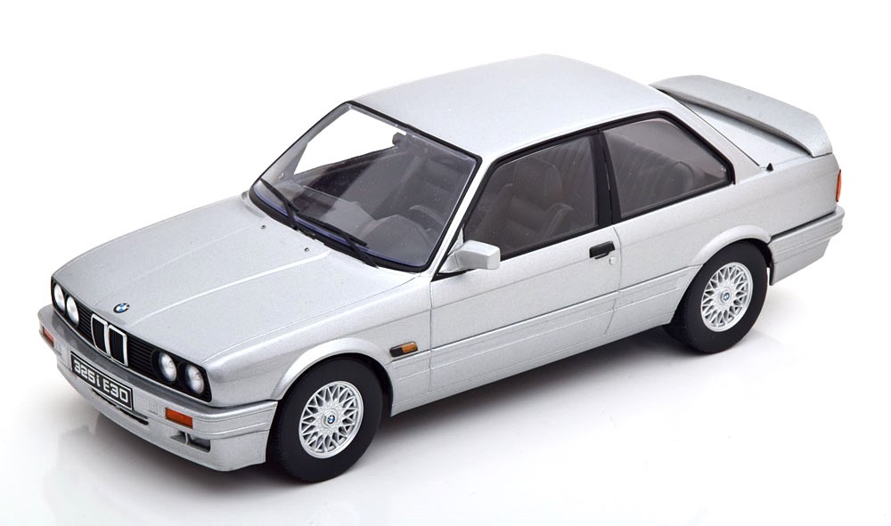 BMW 325i E30 M-Paket 2, silber BMW 325i E30 M-Paket 2, silber