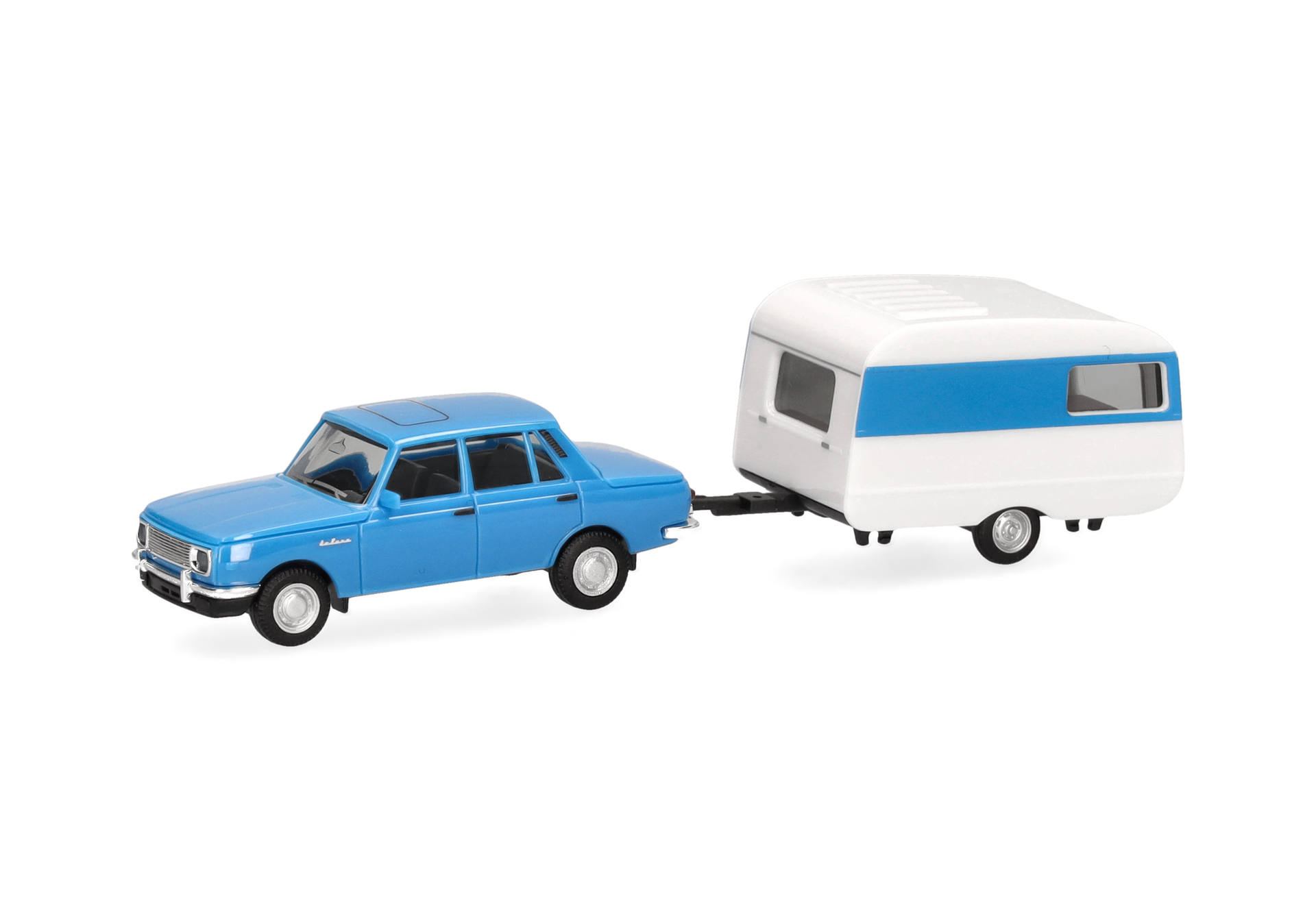 Wartburg 353`82 Limousine mit QEK-Wohnwagen, himmelblau 