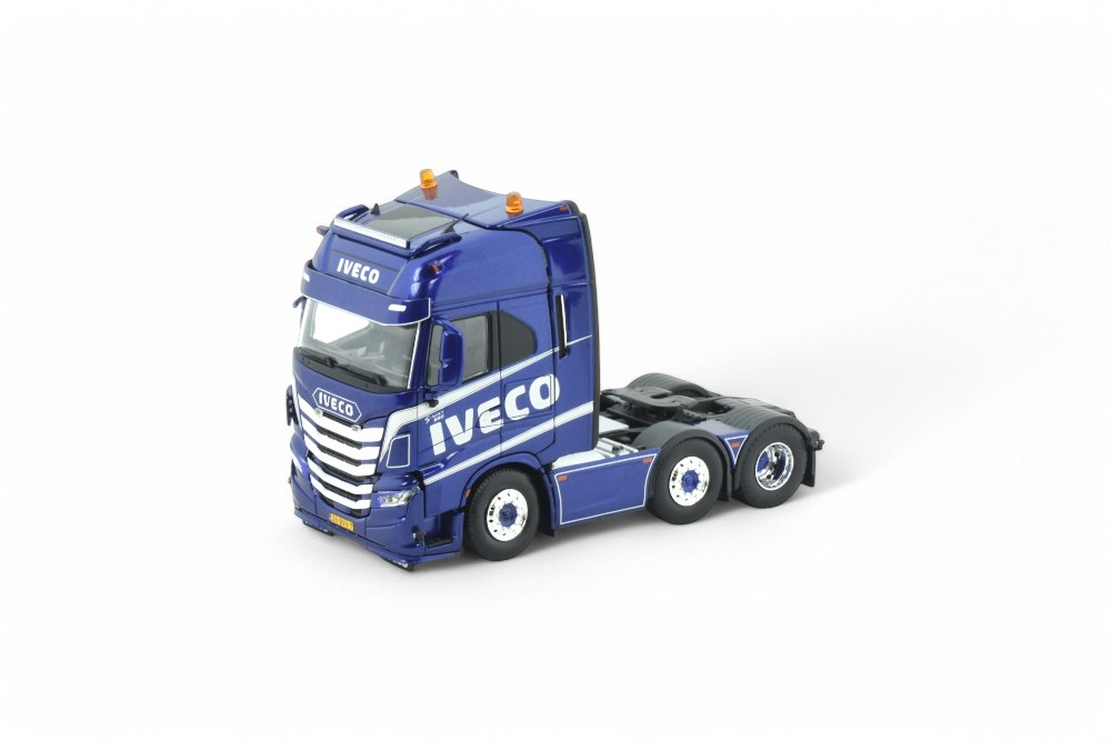 Iveco Zugmaschine - Solo "Iveco Niederlande Vorführfahrzeug"
