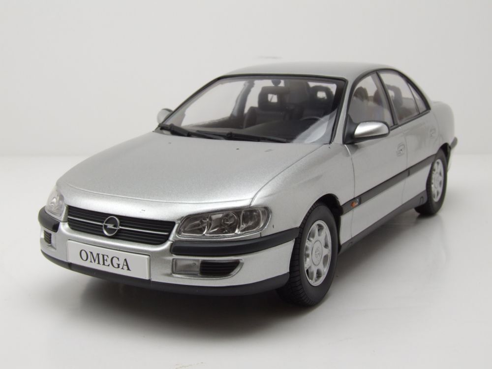 Opel Omega B , silbermetallic 