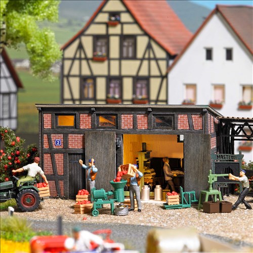 Miniatur Modell Mosterei Miniatur Modell Mosterei